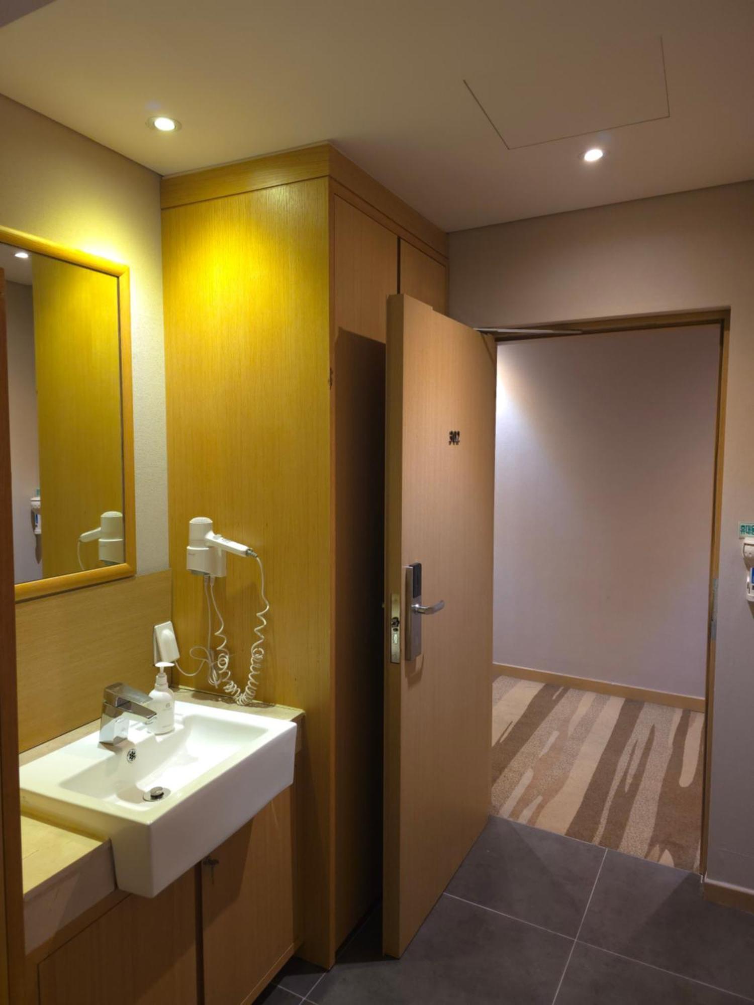 Hotel New Oriental Myeongdong Seul Esterno foto